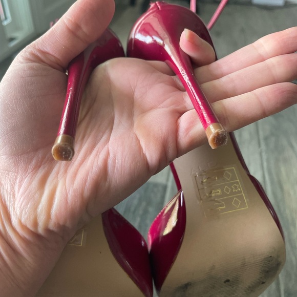 Aldo Women's Glossy Red Heels - Picture 9 of 15